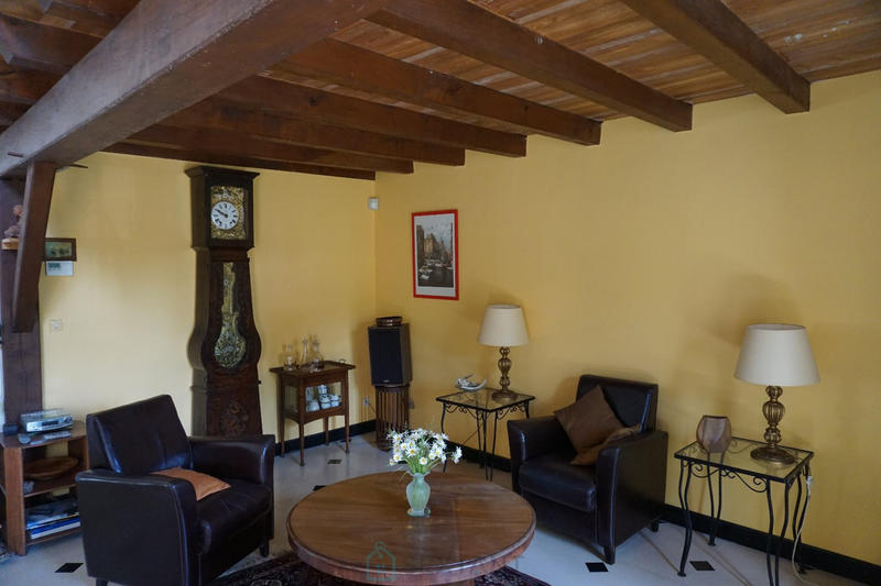 Maison - 380 m² - 12 pièces