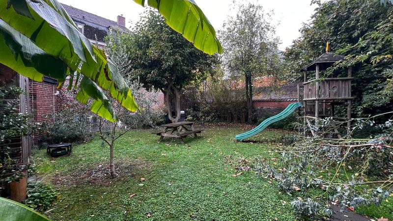 Maison - 270 m² - 7 pièces