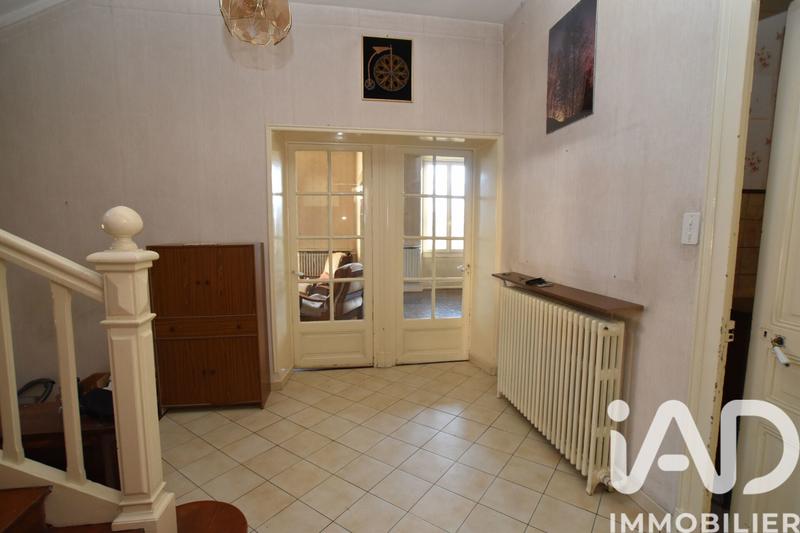 Maison - 209 m² - 11 pièces