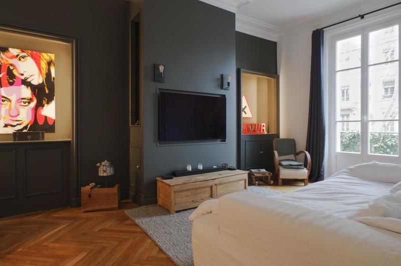 Appartement - 200 m² - 5 pièces