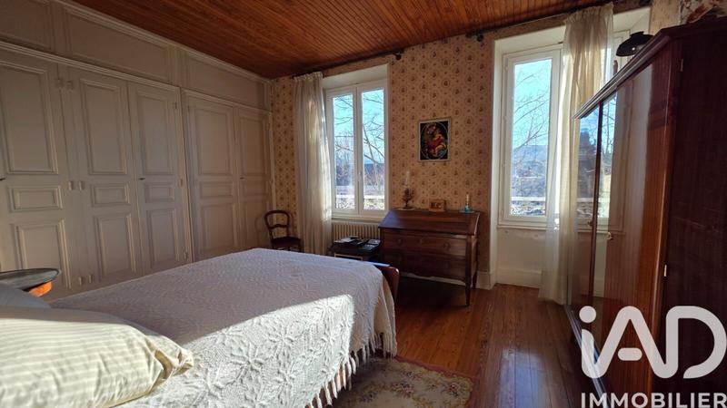 Maison de ville - 200 m² - 11 pièces