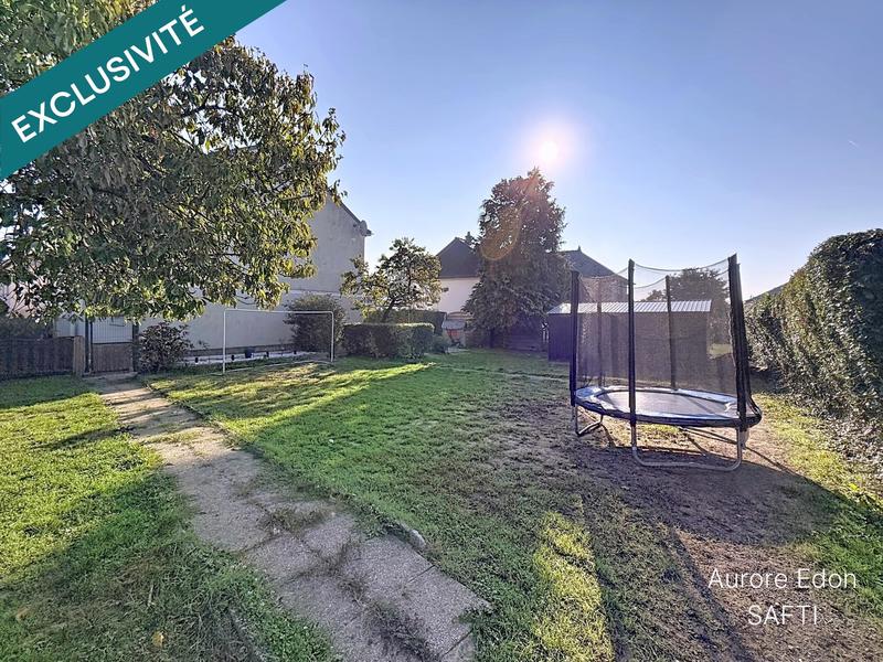 Maison - 157 m² - 11 pièces