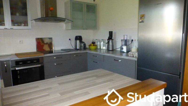 Chambre - 13 m² - 1 pièce