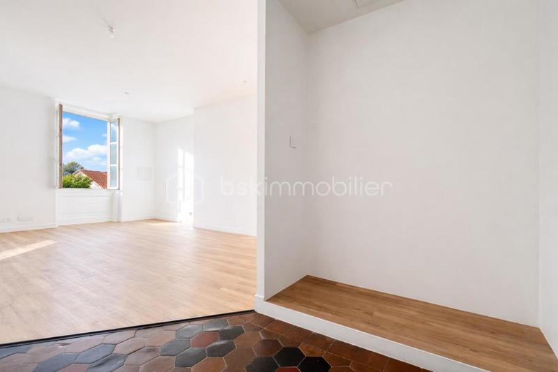 Appartement bourgeois - 86 m² - 3 pièces