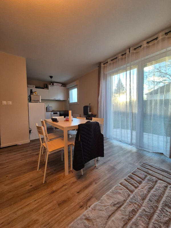 Appartement - 60 m² - 3 pièces