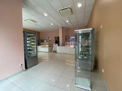 Local commercial - 113 m²