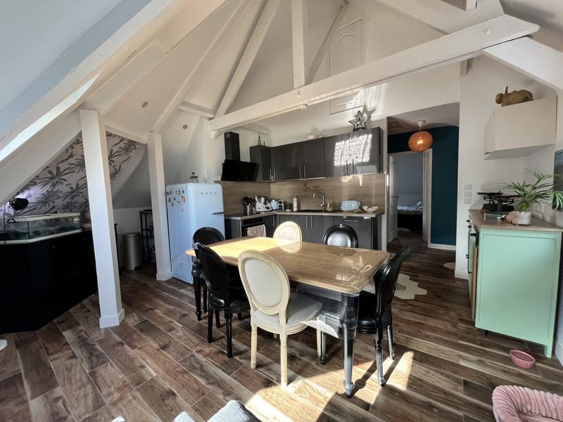 Appartement - 82 m² - 4 pièces