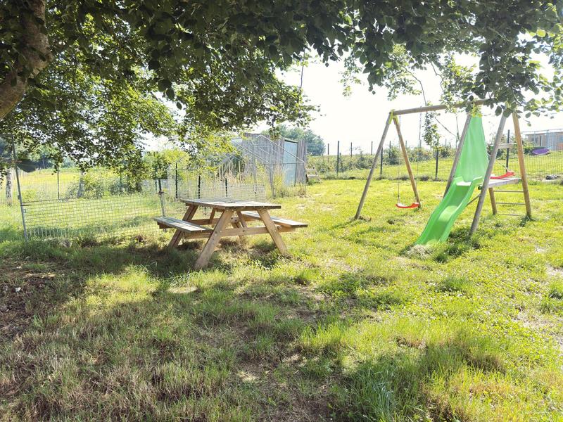 Maison - 90 m² - 5 pièces