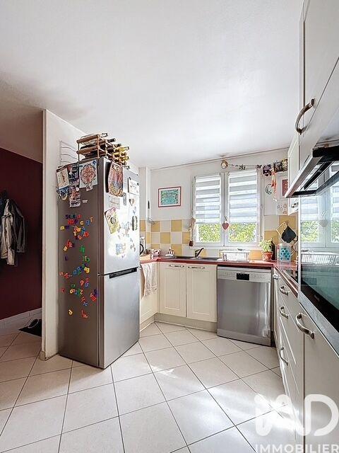 Maison - 121 m² - 6 pièces