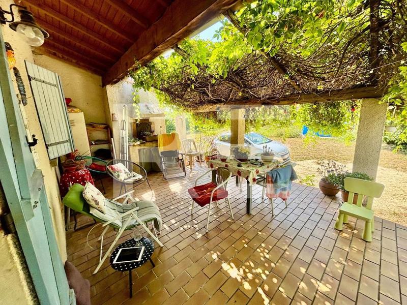 Villa - 208 m² - 8 pièces