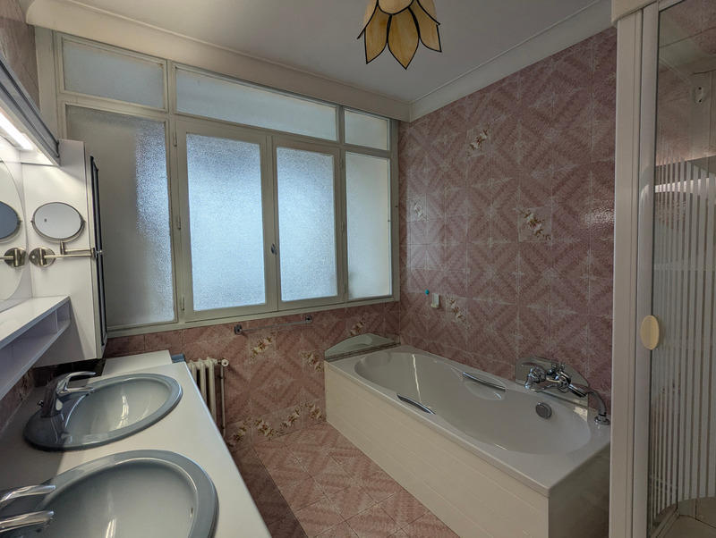 Appartement - 108 m² - 4 pièces