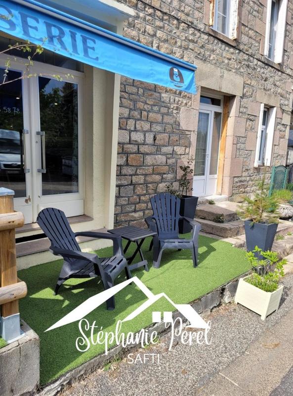 Local commercial - 166 m² - 4 pièces