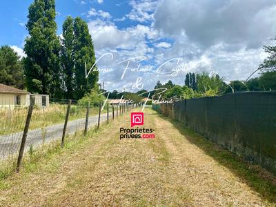 Terrain constructible - 1 506 m²