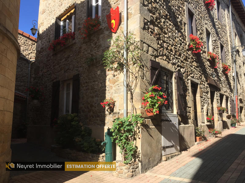 Maison de village - 199 m² - 7 pièces