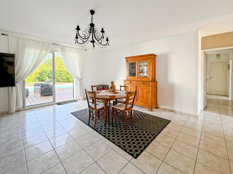 Maison - 121 m² - 4 pièces