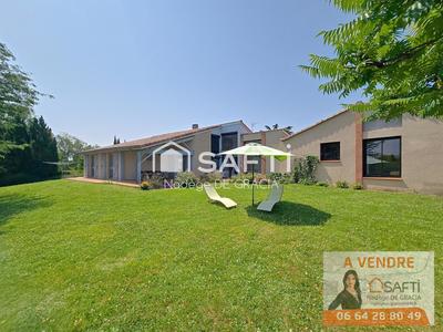 Maison - 263 m² - 7 pièces