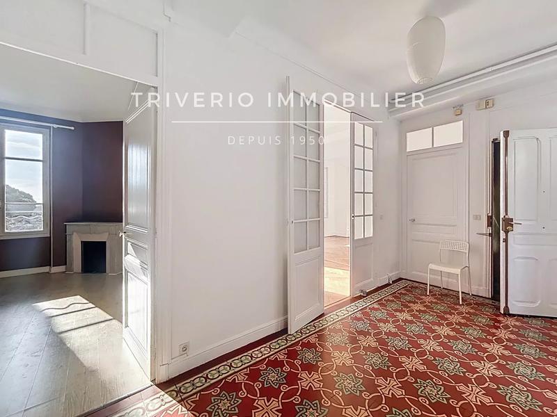 Appartement - 100 m² - 4 pièces