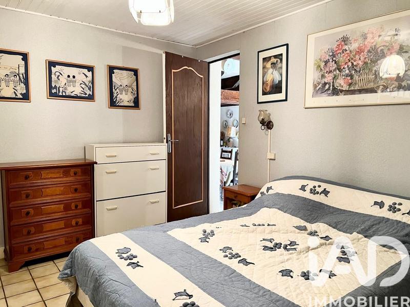 Maison - 208 m² - 9 pièces