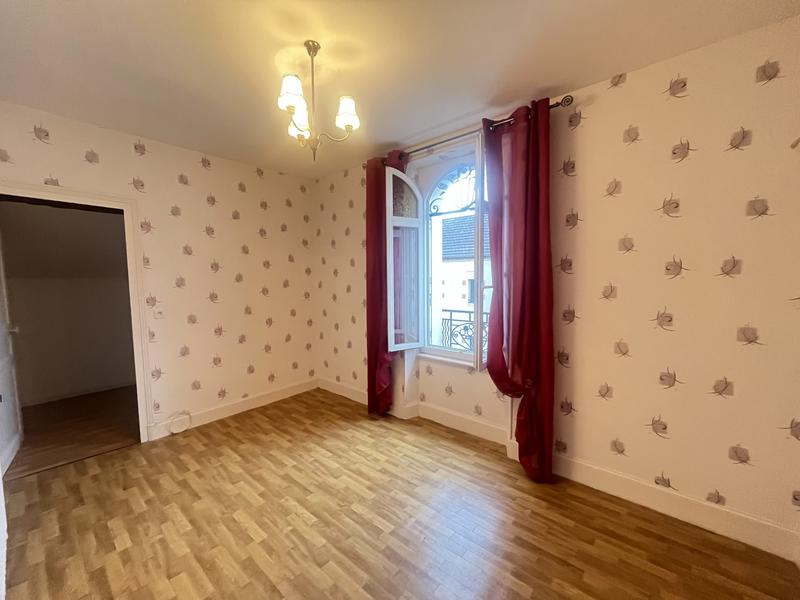 Maison - 162 m² - 6 pièces