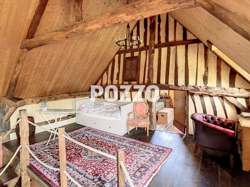 Maison - 230 m² - 8 pièces