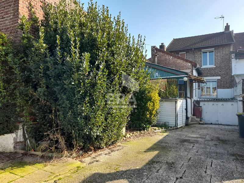 Maison - 90 m² - 3 pièces