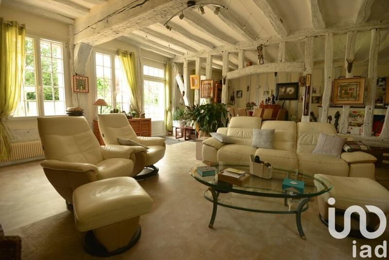 Maison - 235 m² - 7 pièces