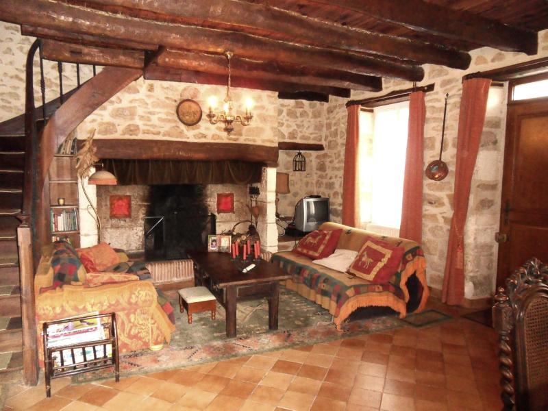 Maison en pierre - 160 m² - 5 pièces