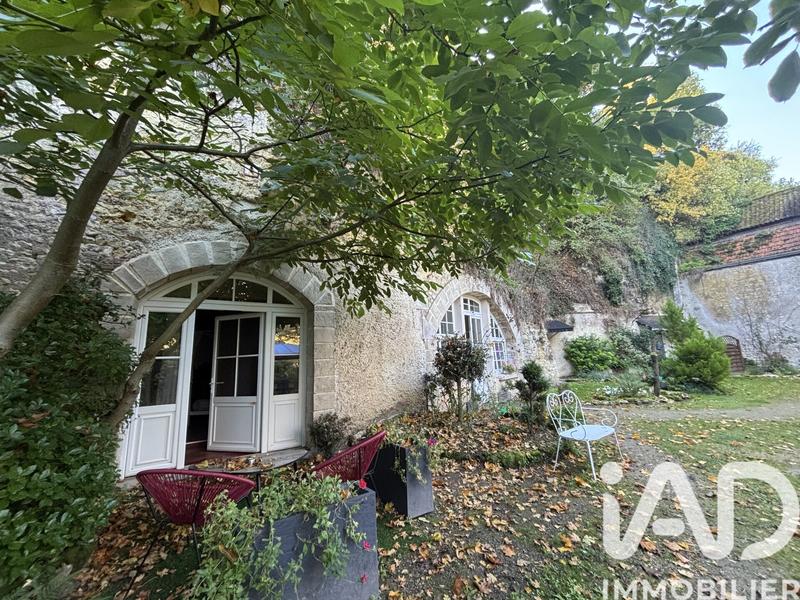 Maison - 550 m² - 14 pièces