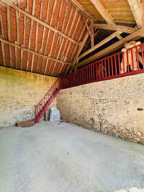 Longère - 221 m² - 9 pièces