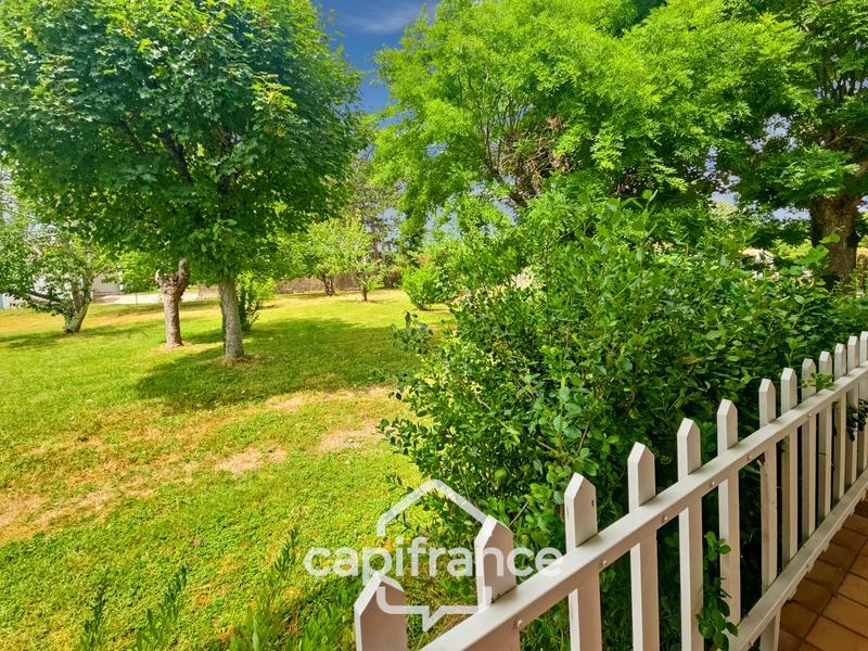 Maison - 235 m² - 7 pièces