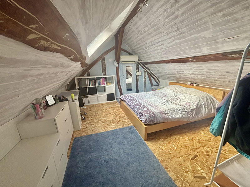 Maison - 174 m² - 8 pièces