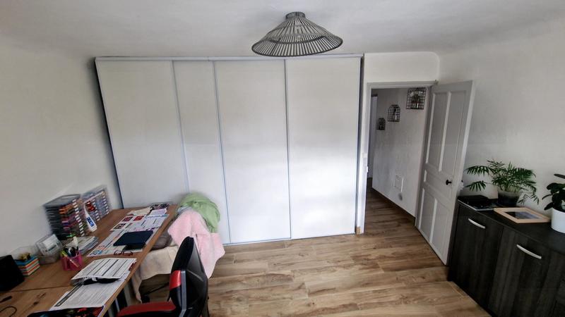 Maison - 280 m² - 9 pièces