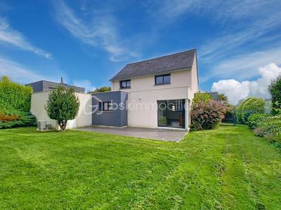 Maison - 136 m² - 6 pièces