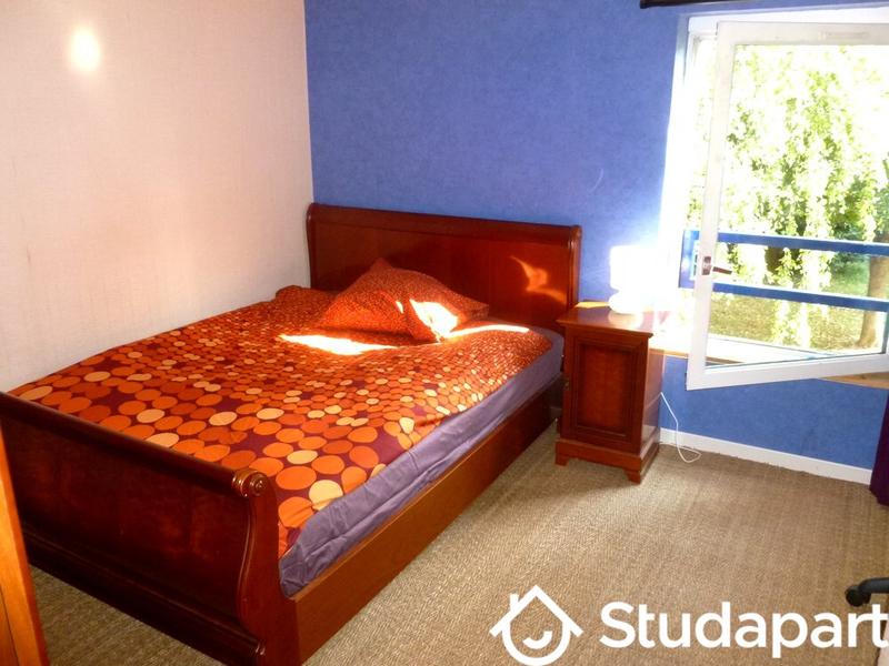 Chambre - 10 m² - 1 pièce