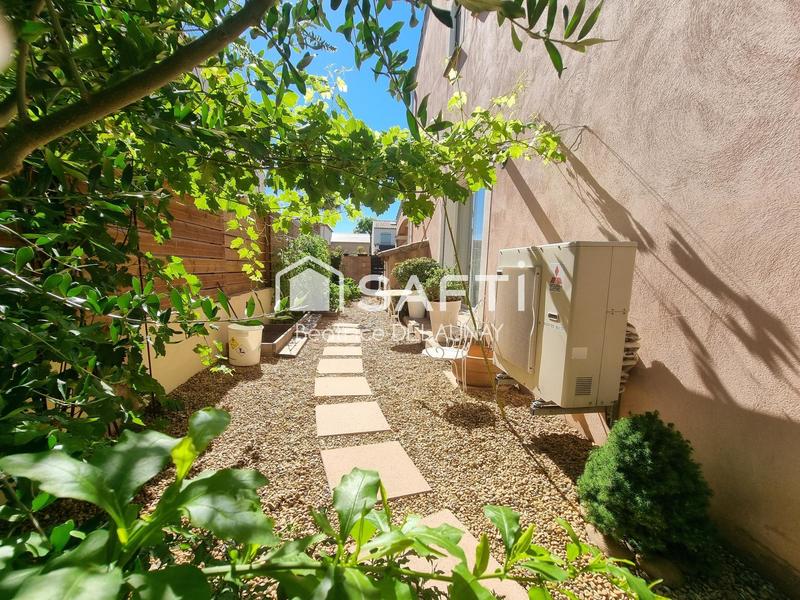 Maison - 140 m² - 5 pièces