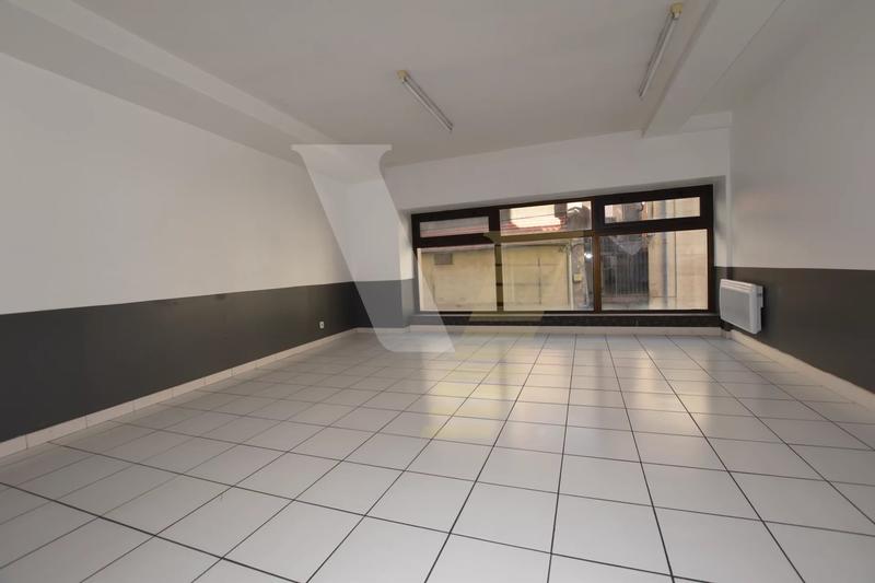 Bureau - 133 m² - 5 pièces