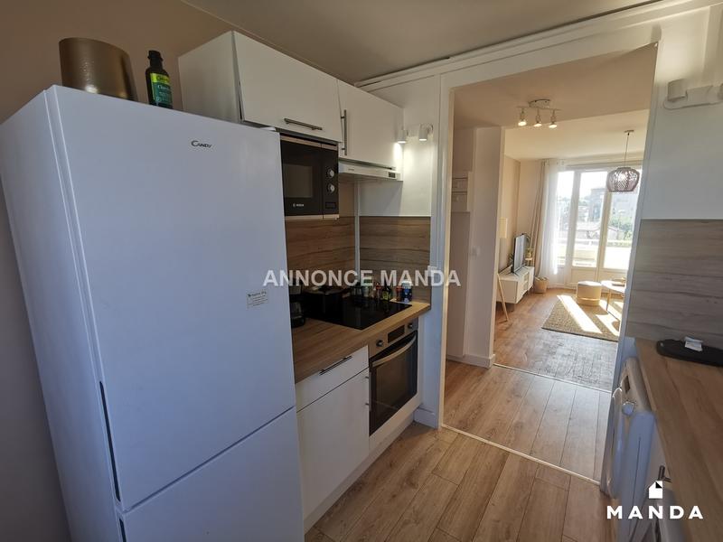 Chambre - 10 m² - 4 pièces