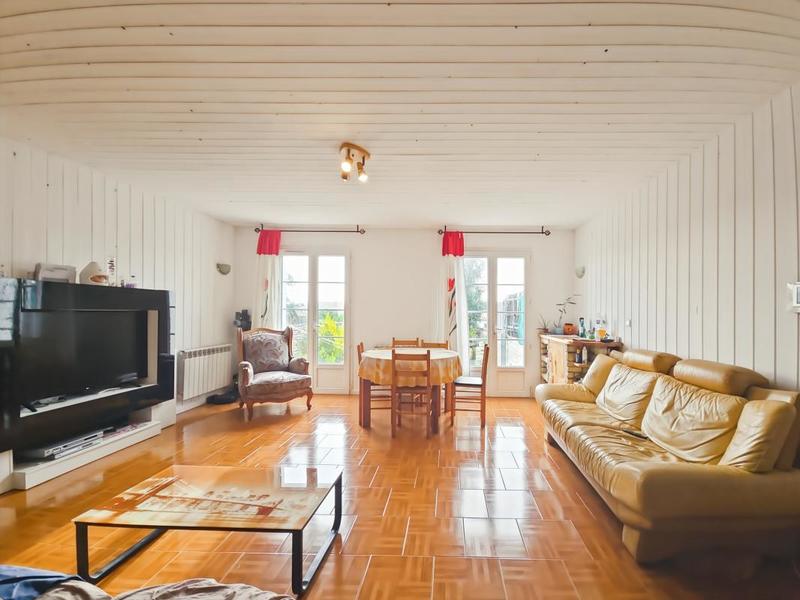 Maison - 129 m² - 6 pièces