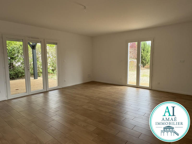 Maison - 99 m² - 4 pièces