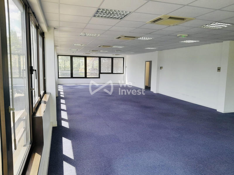 Bureau - 226 m²