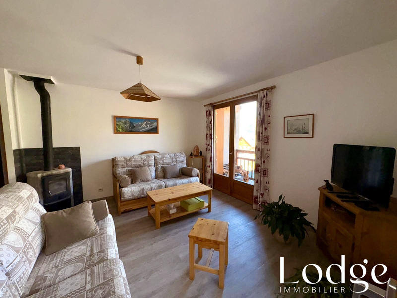 Appartement - 82 m² - 3 pièces