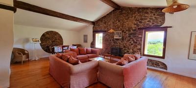 Mas - 302 m² - 12 pièces