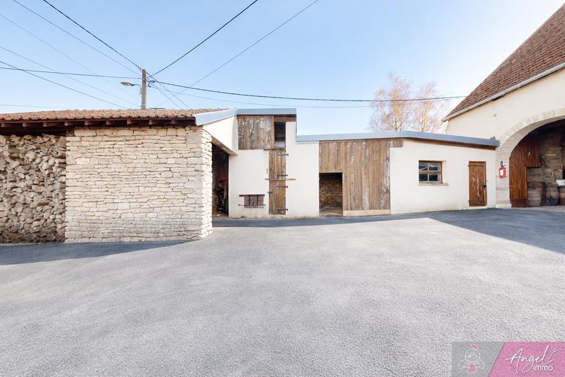 Maison de village - 94 m² - 5 pièces