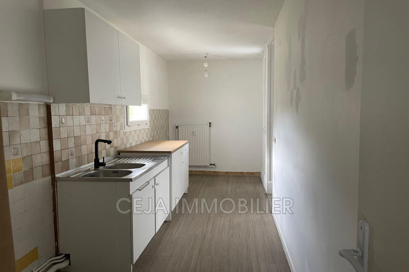 Appartement - 81 m² - 4 pièces