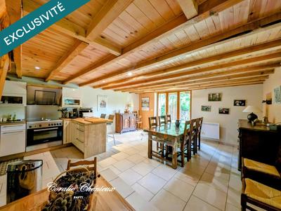 Maison - 105 m² - 4 pièces