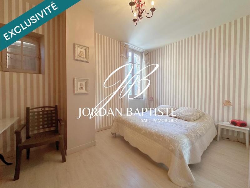 Maison - 135 m² - 5 pièces