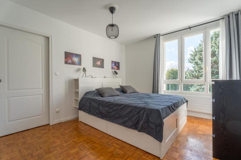 Appartement - 85 m² - 4 pièces