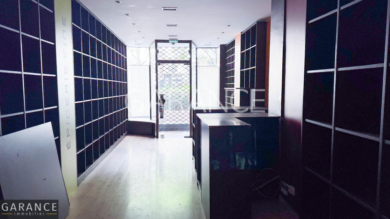 Local commercial - 49 m²