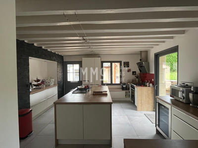 Villa - 273 m² - 11 pièces