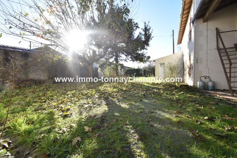 Maison - 600 m² - 11 pièces